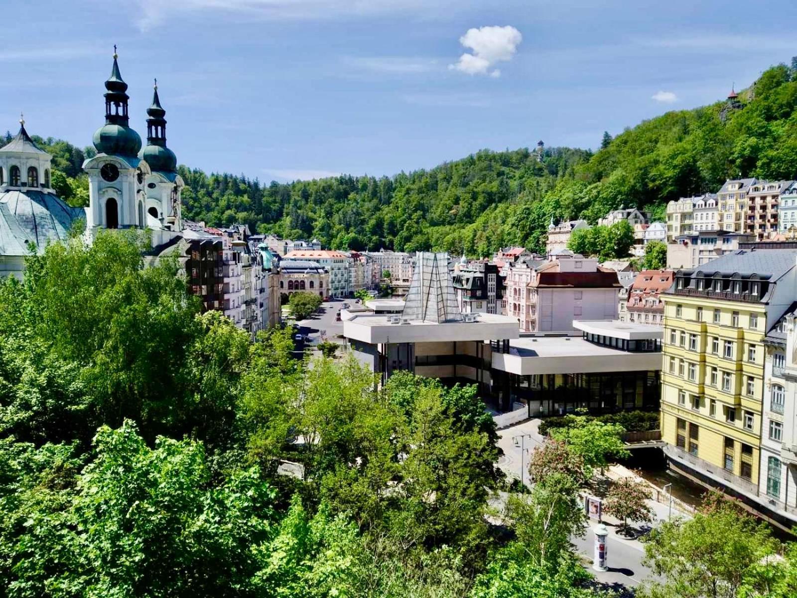 Artflora Kv Premium Karlovy Vary Exterior foto