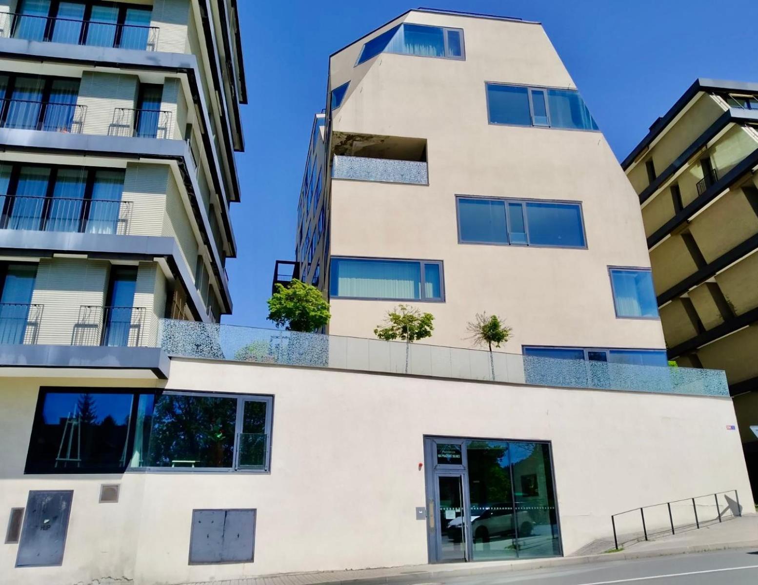 Artflora Kv Premium Karlovy Vary Exterior foto